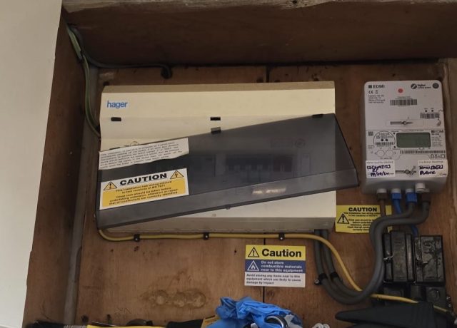 old-consumer-unit-and-meter-tails